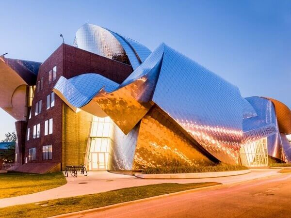 Frank Gehry: Weatherhead School of Management