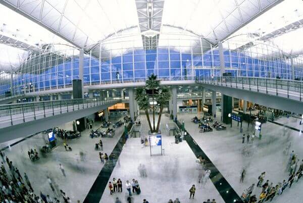 Norman Foster: Aeroporto Internacional de Hong Kong