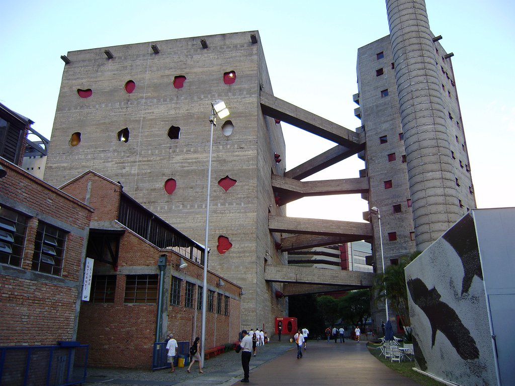 famosos-arquitetos-brasileiros-lina-bo-bardi-sesc-pompeia