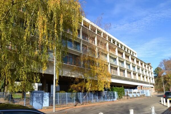 Le Corbusier: Usine Claude