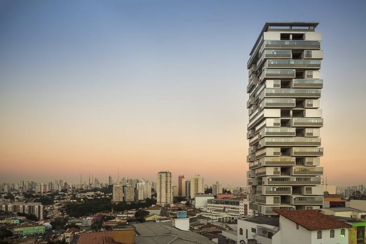 Isay Weinfeld: Edifício 360º