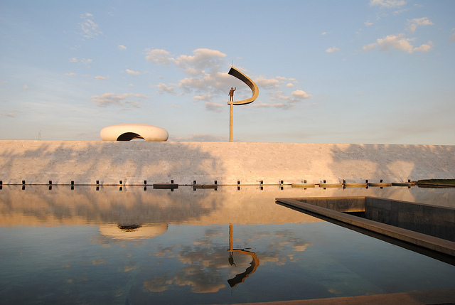 arquitetura-de-brasilia-memorial-jk