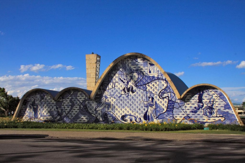 como-surgiu-o-revestimento-ceramico-igreja-da-pampulha