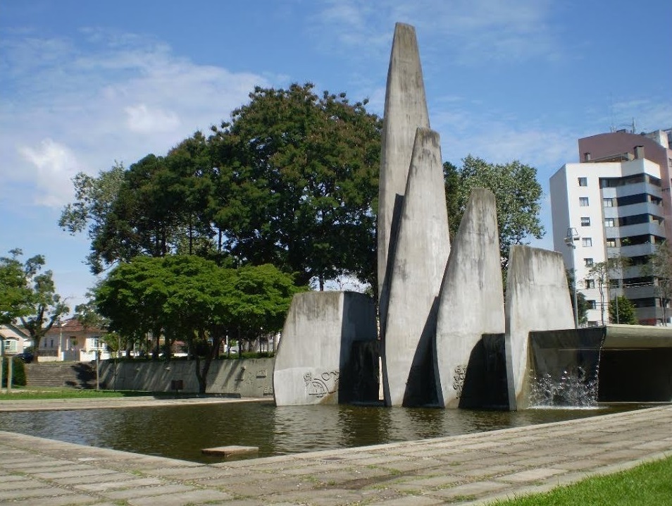 arquitetos-curitiba-domingos-bongestabs-praca-29-de-marco