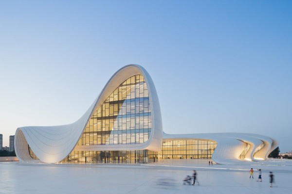 desconstrutivismo-na-arquitetura-heydar-aliyev-center