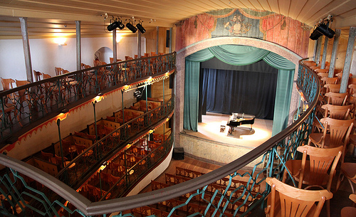 obras-de-arquitetura-famosas-teatro-ouro-preto-palco