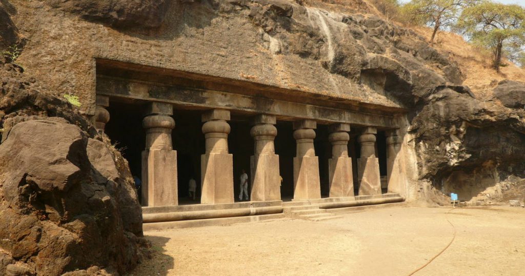 arquitetura-indiana-as-cavernas-de-Elephanta