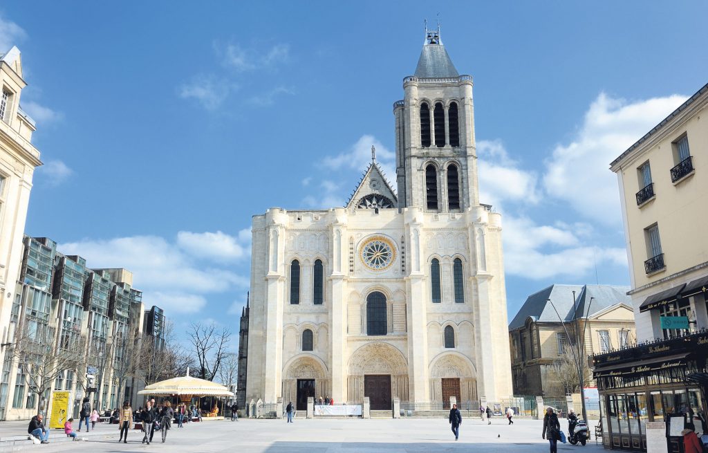 arquitetura-medieval-abadia-de-saint-denis