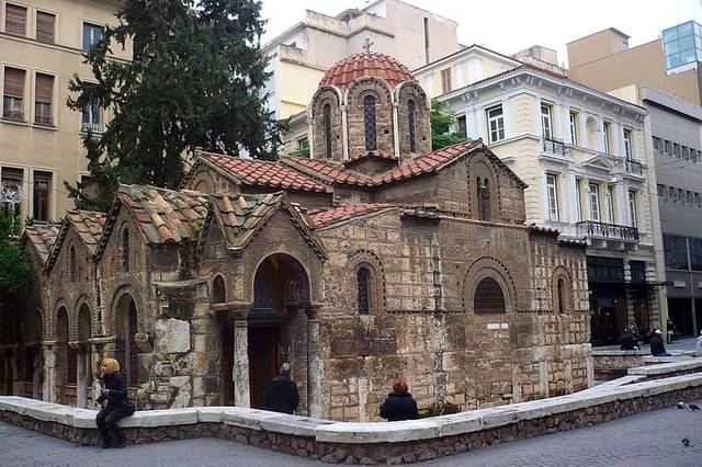 arquitetura-medieval-igreja-de-panaghia-Kapnikarea-estilo-bizantino