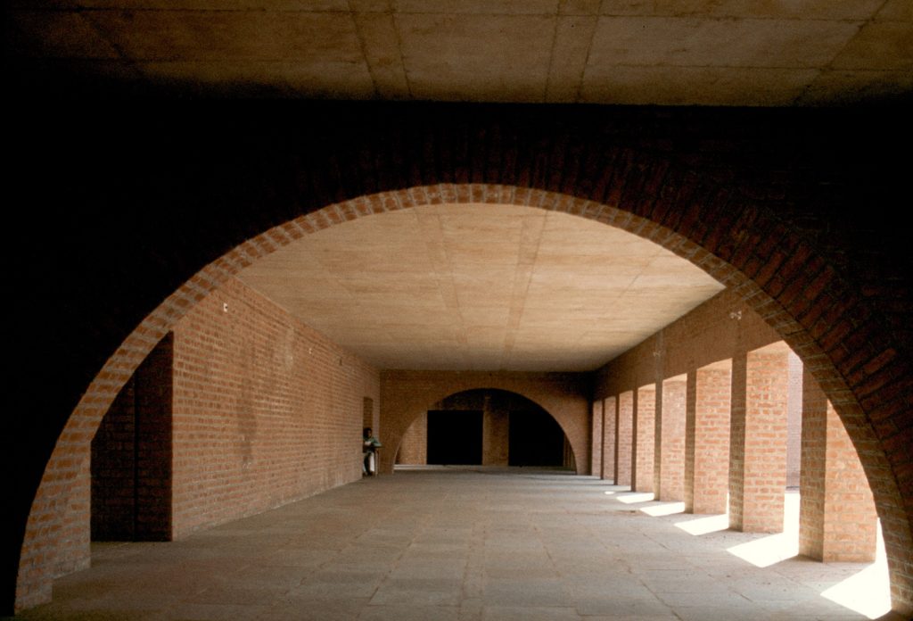 Louis-Kahn-Indian-Institute-of-Management