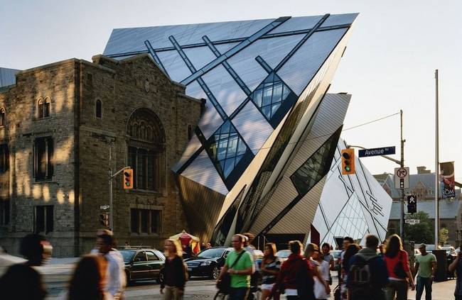 museu-arquitetura-museu-real-de-ontario-studio-libeskind