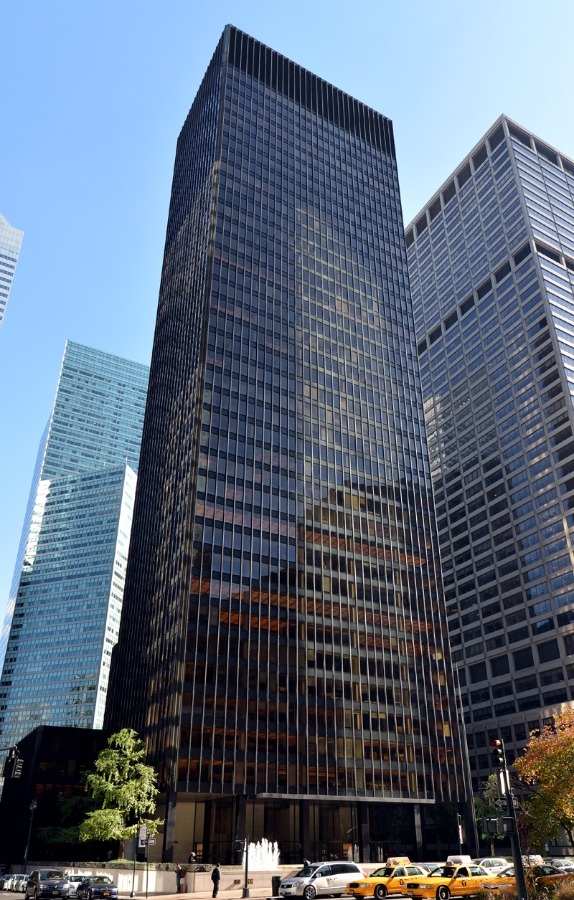 Philip Johnson: Seagram Building