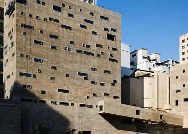 Praça das Artes: Janelas