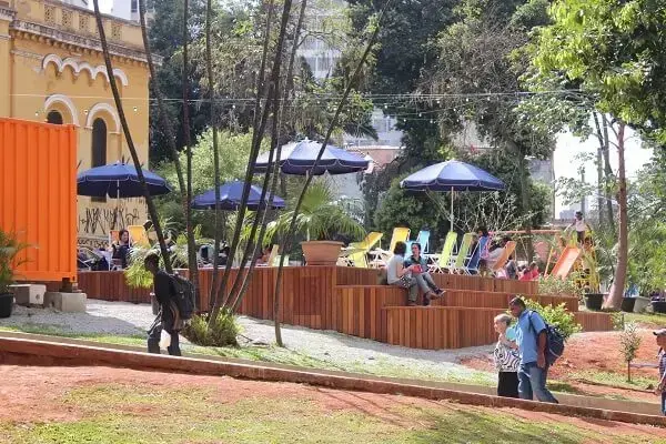 Jan Gehl: Largo do Paissandú - local de descanso para pedestres