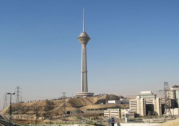 Torre mais alta do mundo: Torre Milad (6ª posição)