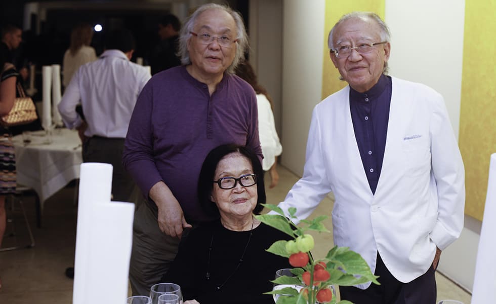 Instituto Tomie Ohtake: Tomie Ohtake e os filhos Ricardo e Ruy (foto: Glamurama)