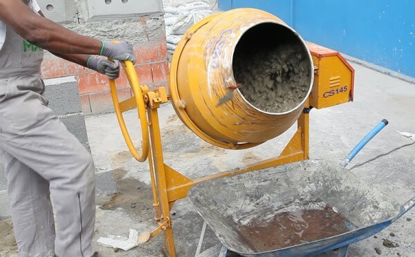 Concreto usinado produzido no canteiro de obras (foto: Mapa da Obra)