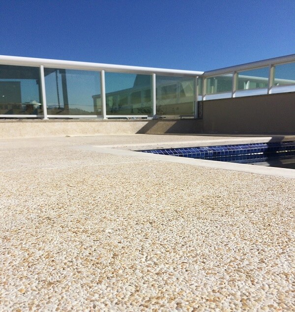 Modelo de piso fulget piscina. Fonte: Revestimento Fulget